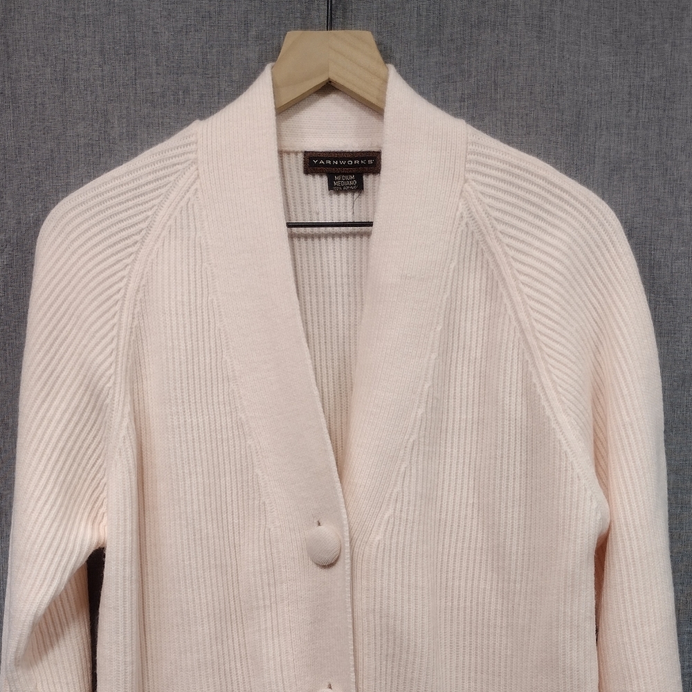 YarnWorks Ribbed Button Front Sweater Cardigan Womens M Pink Barbiecore Romantic - Picture 2 of 7